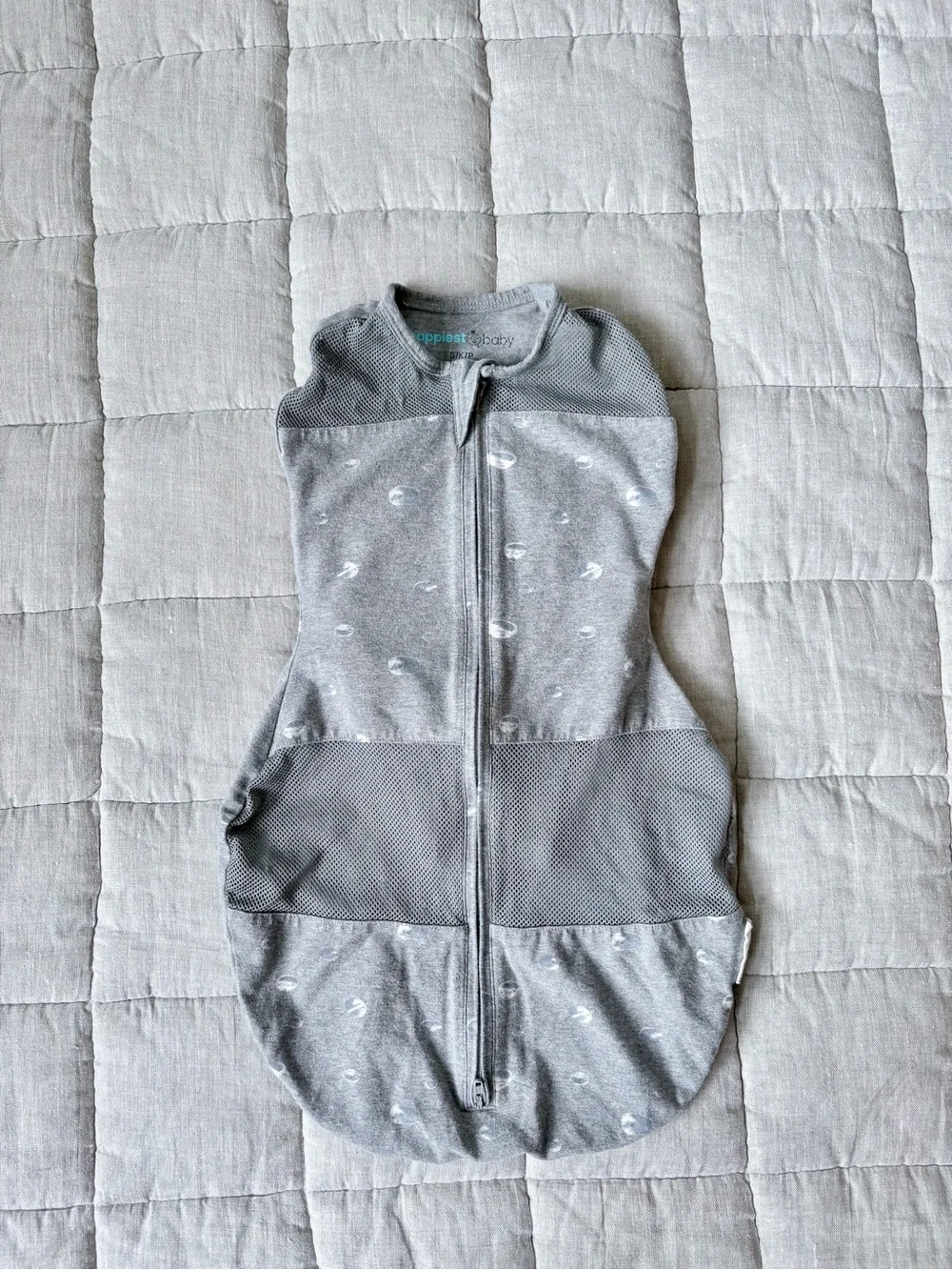 Happiest Baby swaddle, small 5-12lb, grey planets